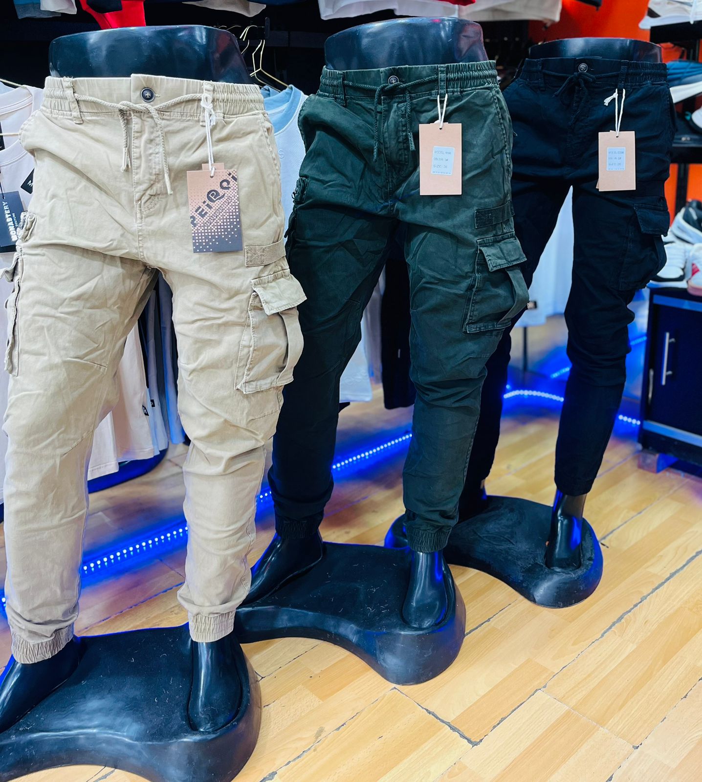 PANTALON JOGGER CARGO EN DRIL